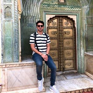 Meet your Posher, Jose